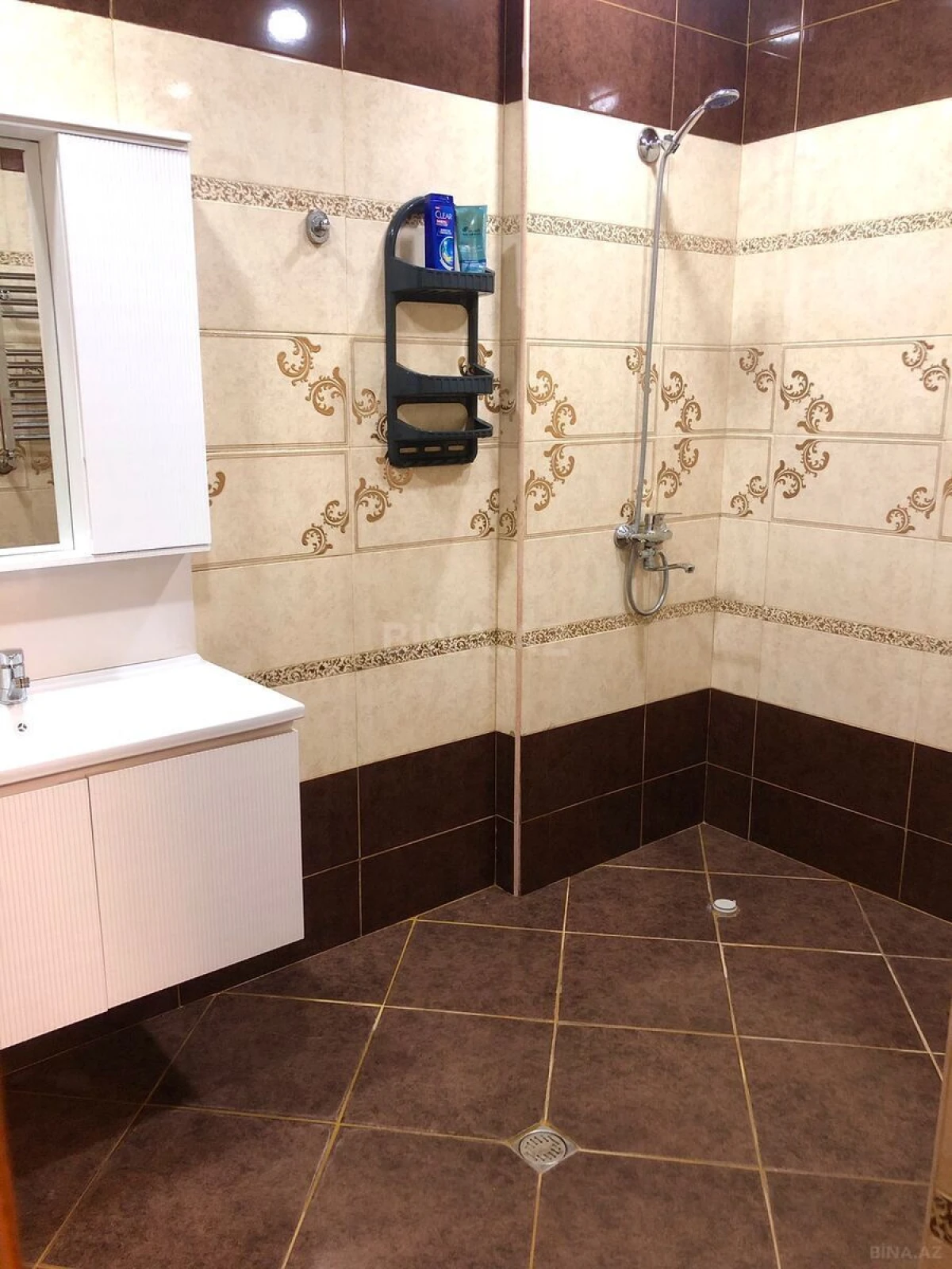 Satılır 3 otaqlı mənzil 103 m²