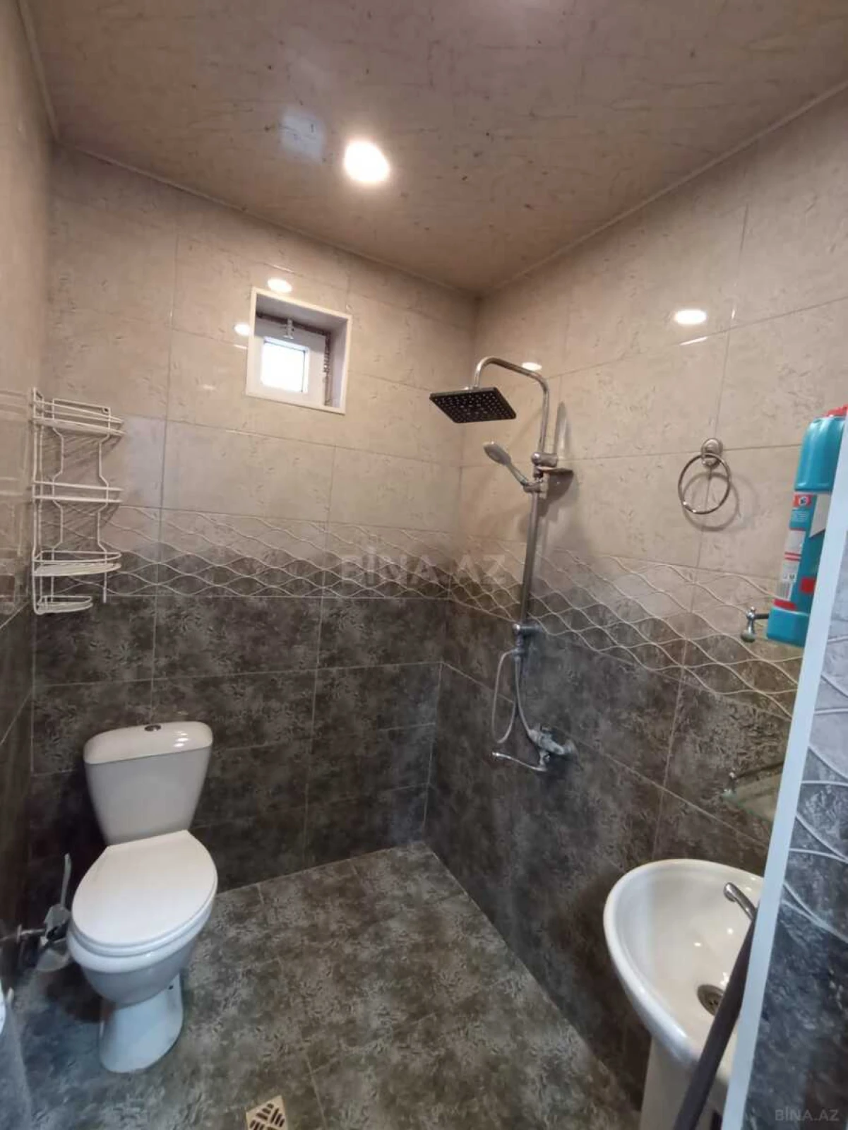 Satılır 3 otaqlı həyət evi 100 m²