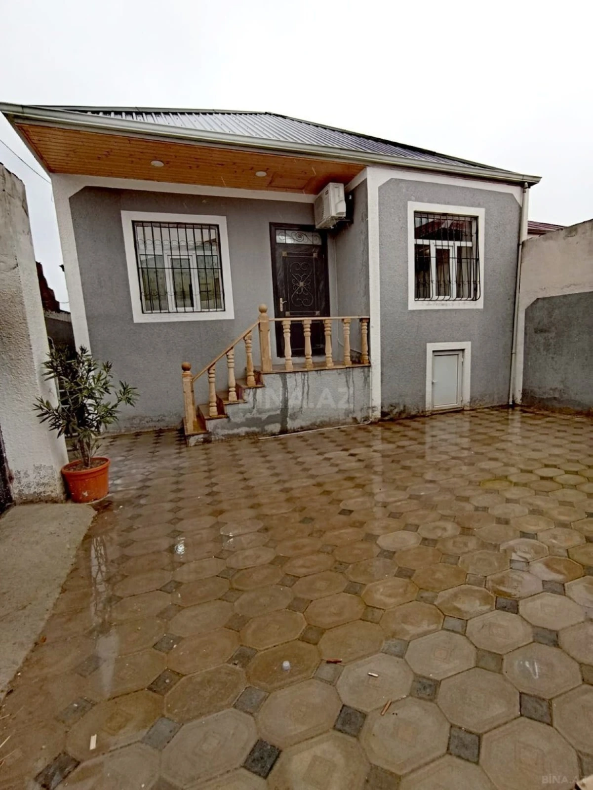 Satılır 3 otaqlı həyət evi 100 m²