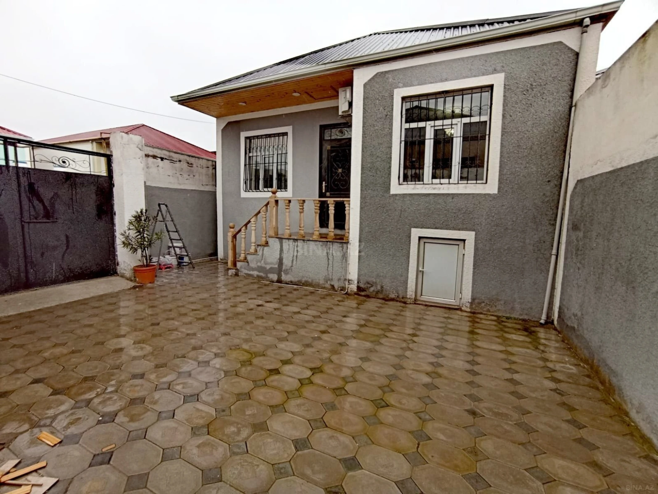 Satılır 3 otaqlı həyət evi 100 m²