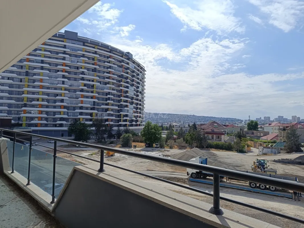 Satılır 3 otaqlı mənzil 112.4 m²