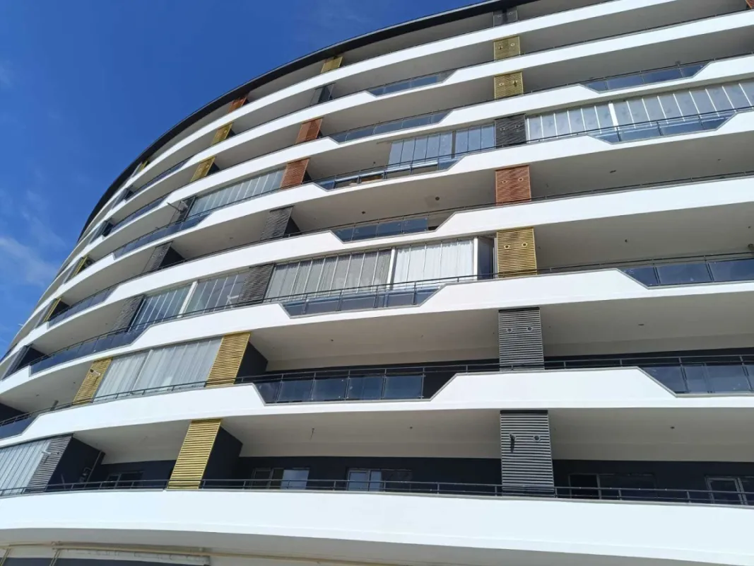 Satılır 3 otaqlı mənzil 112.4 m²
