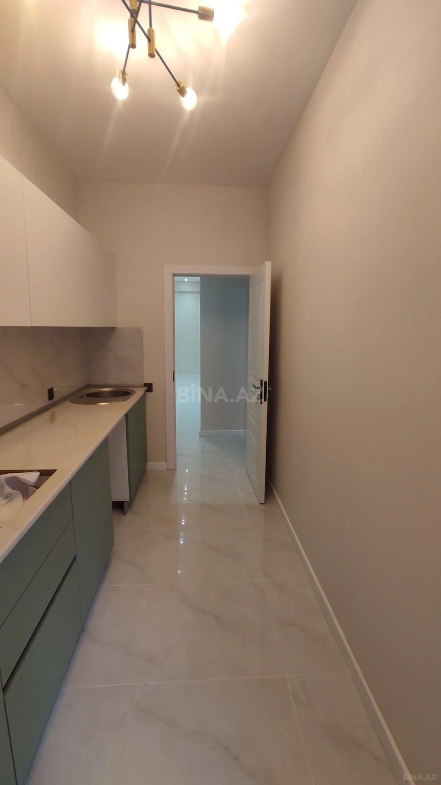 Satılır 2 otaqlı mənzil 65 m²