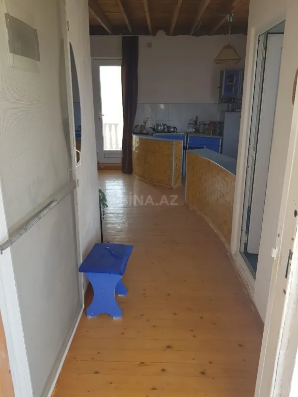 Satılır 5 otaqlı həyət evi 100 m²