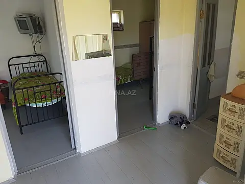 Satılır 5 otaqlı həyət evi 100 m²