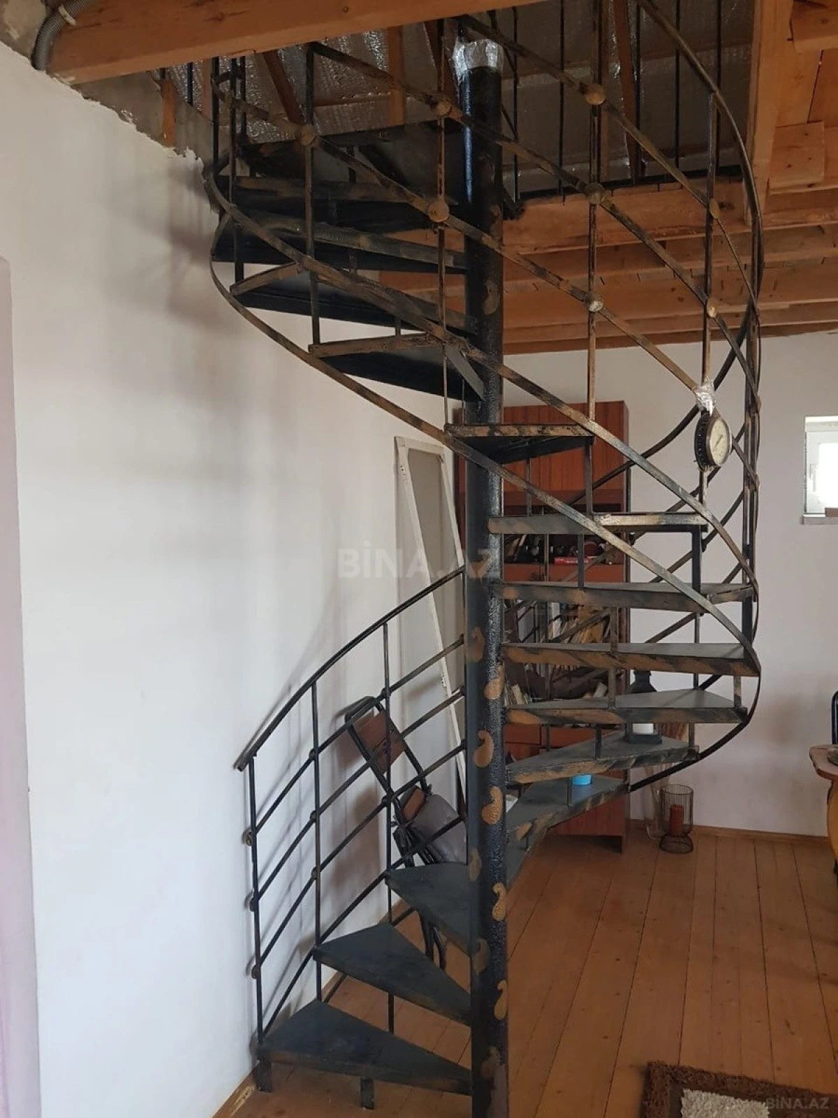 Satılır 5 otaqlı həyət evi 100 m²