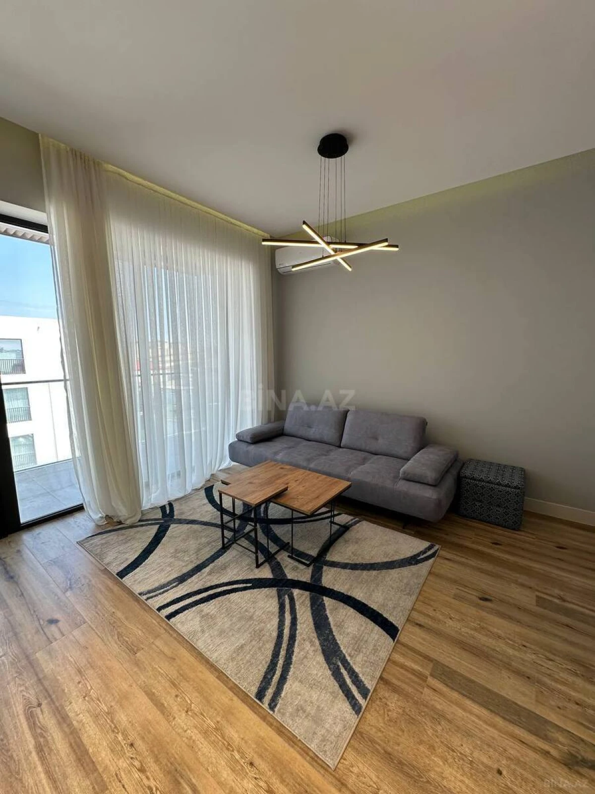 Satılır 1 otaqlı mənzil 58 m²