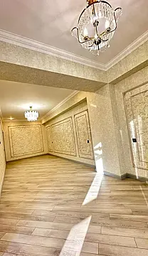 Satılır 2 otaqlı mənzil 78 m²