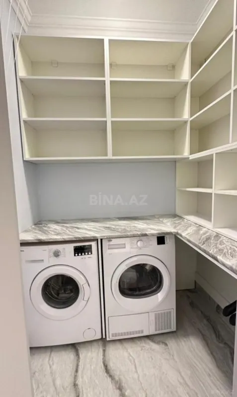 Satılır 2 otaqlı mənzil 78 m²