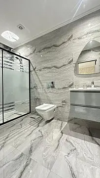 Satılır 2 otaqlı mənzil 78 m²