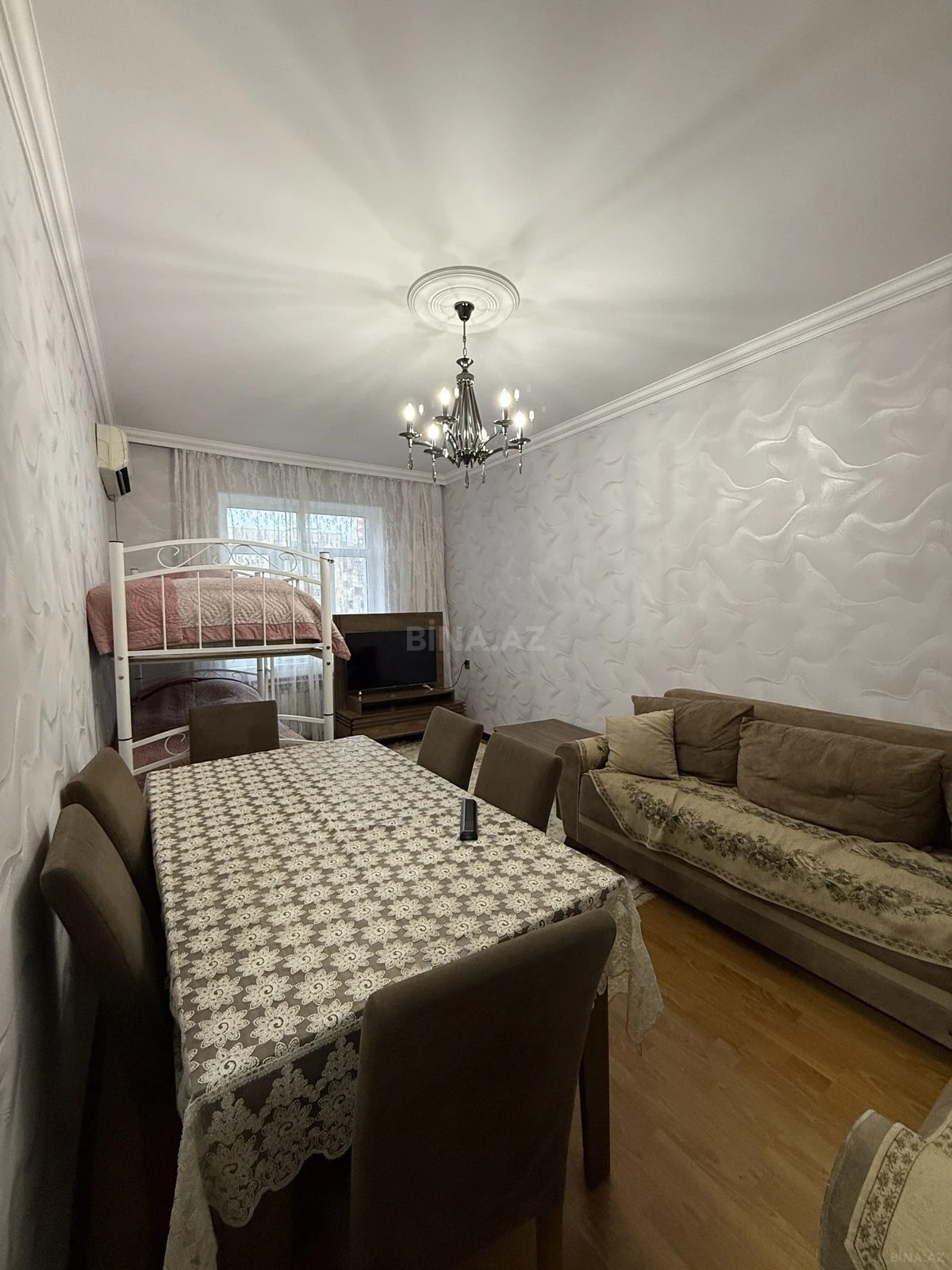 Satılır 2 otaqlı mənzil 65 m²
