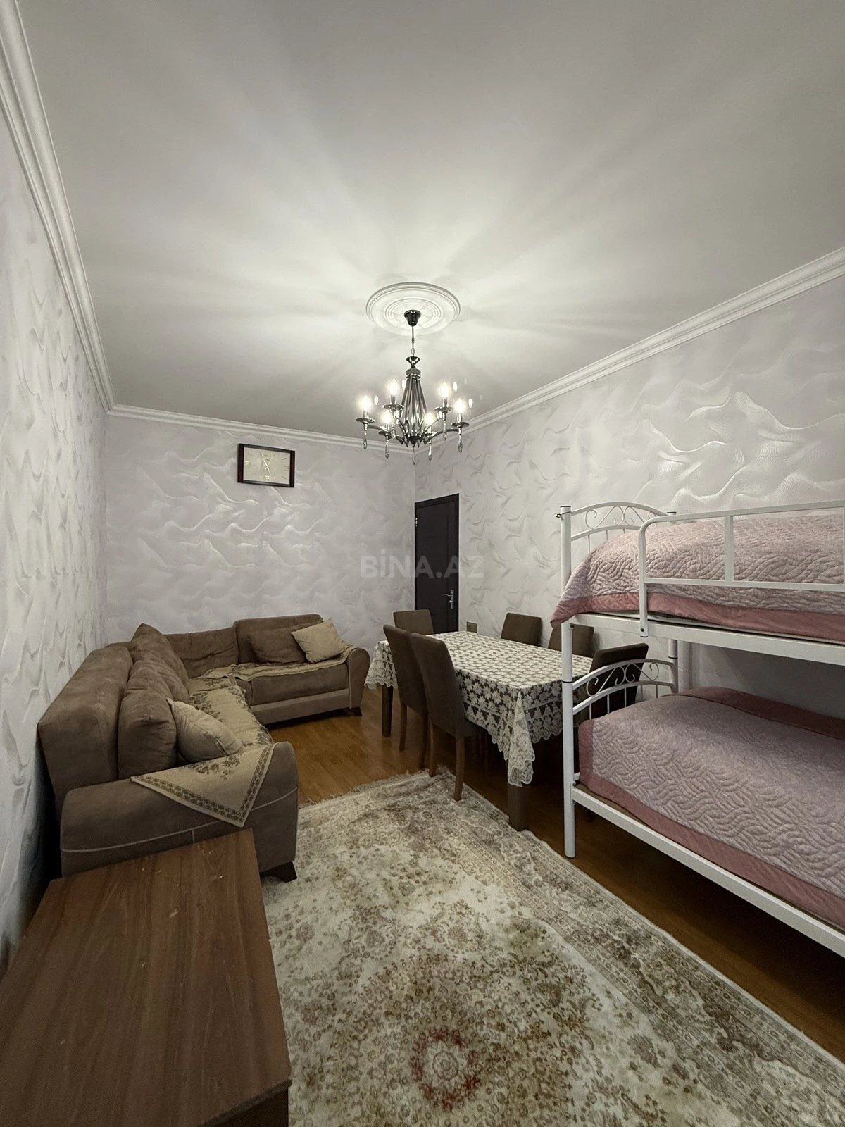 Satılır 2 otaqlı mənzil 65 m²