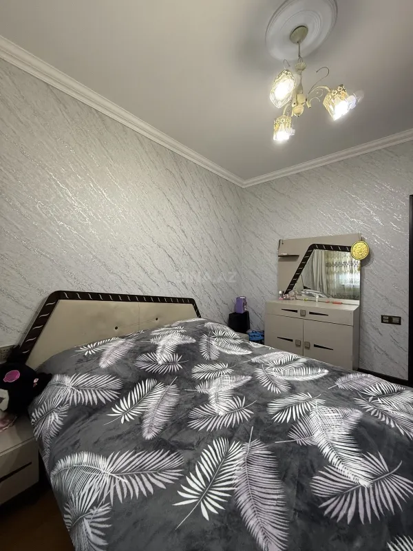 Satılır 2 otaqlı mənzil 65 m²