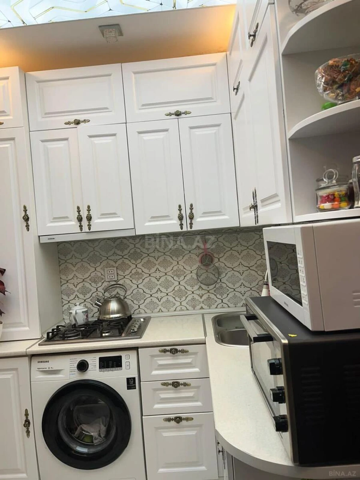 Satılır 2 otaqlı mənzil 74 m²