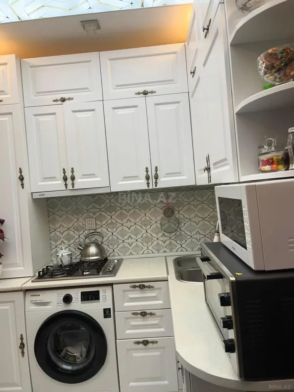 Satılır 2 otaqlı mənzil 74 m²