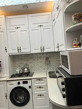 Satılır 2 otaqlı mənzil 74 m²