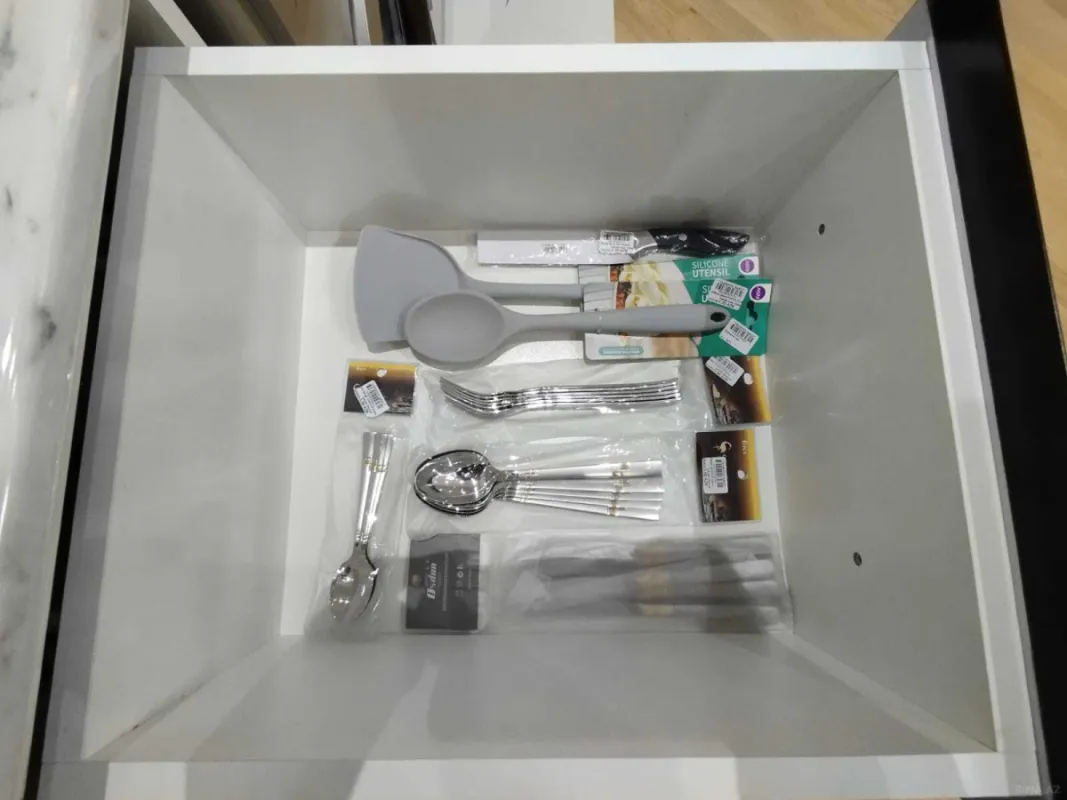 Kirayə verilir 2 otaqlı mənzil 58 m²