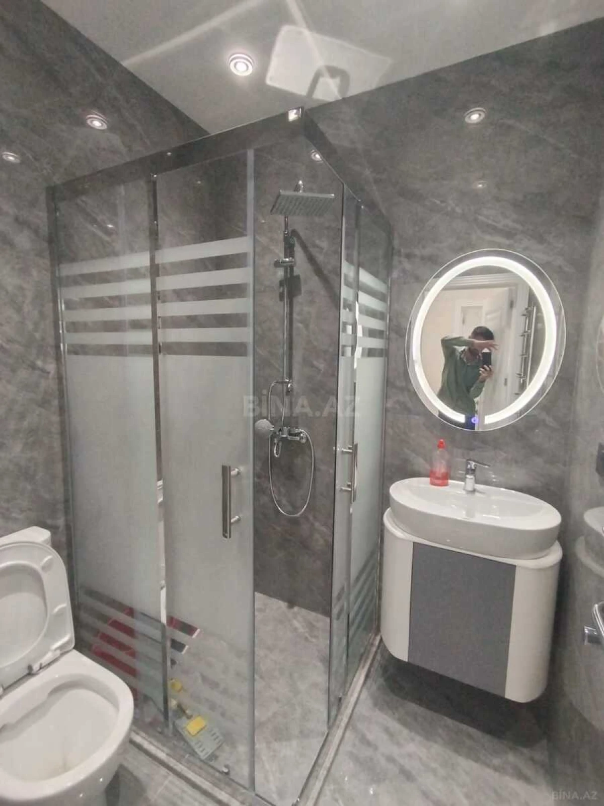 Kirayə verilir 2 otaqlı mənzil 58 m²