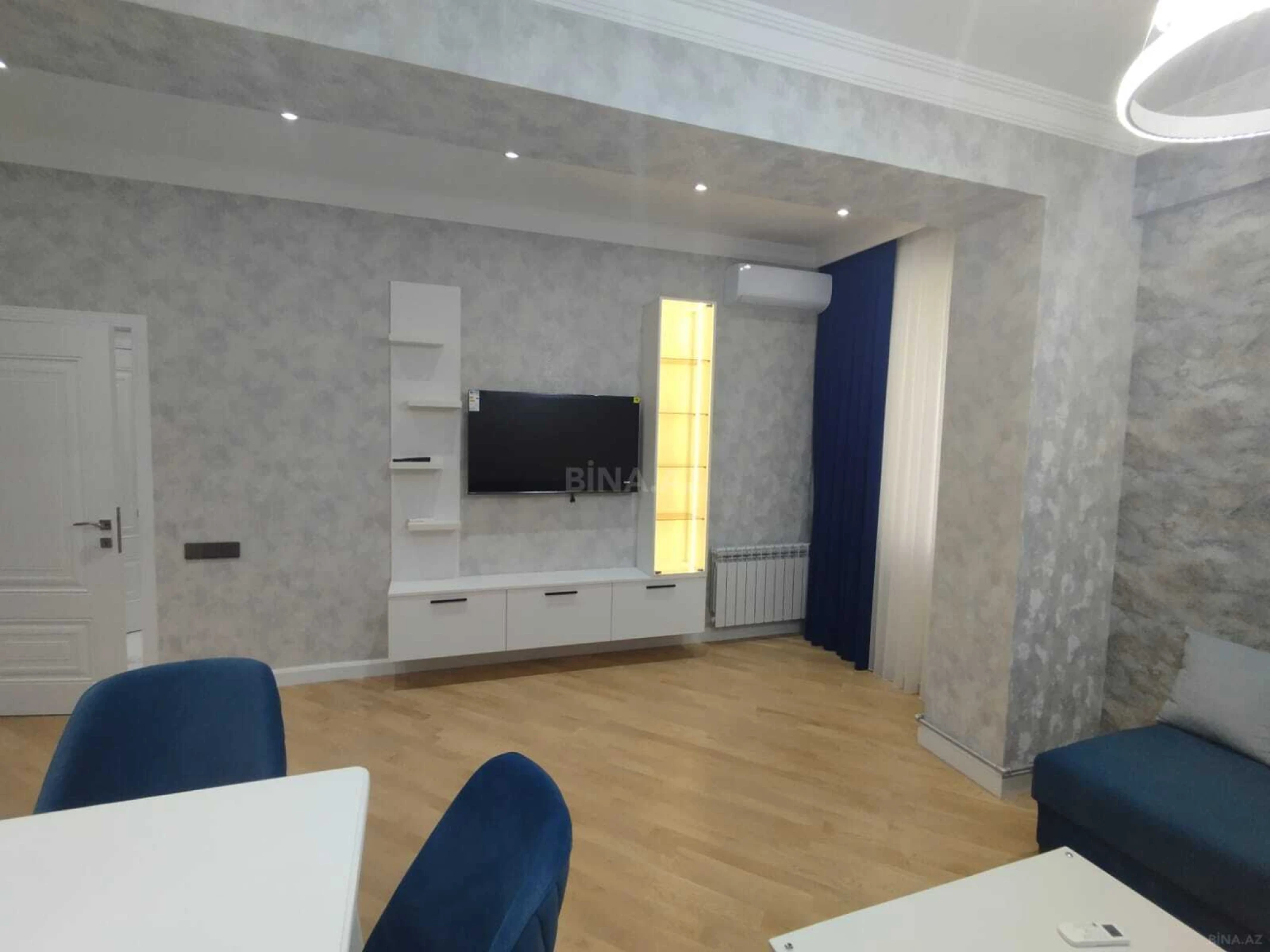 Kirayə verilir 2 otaqlı mənzil 58 m²