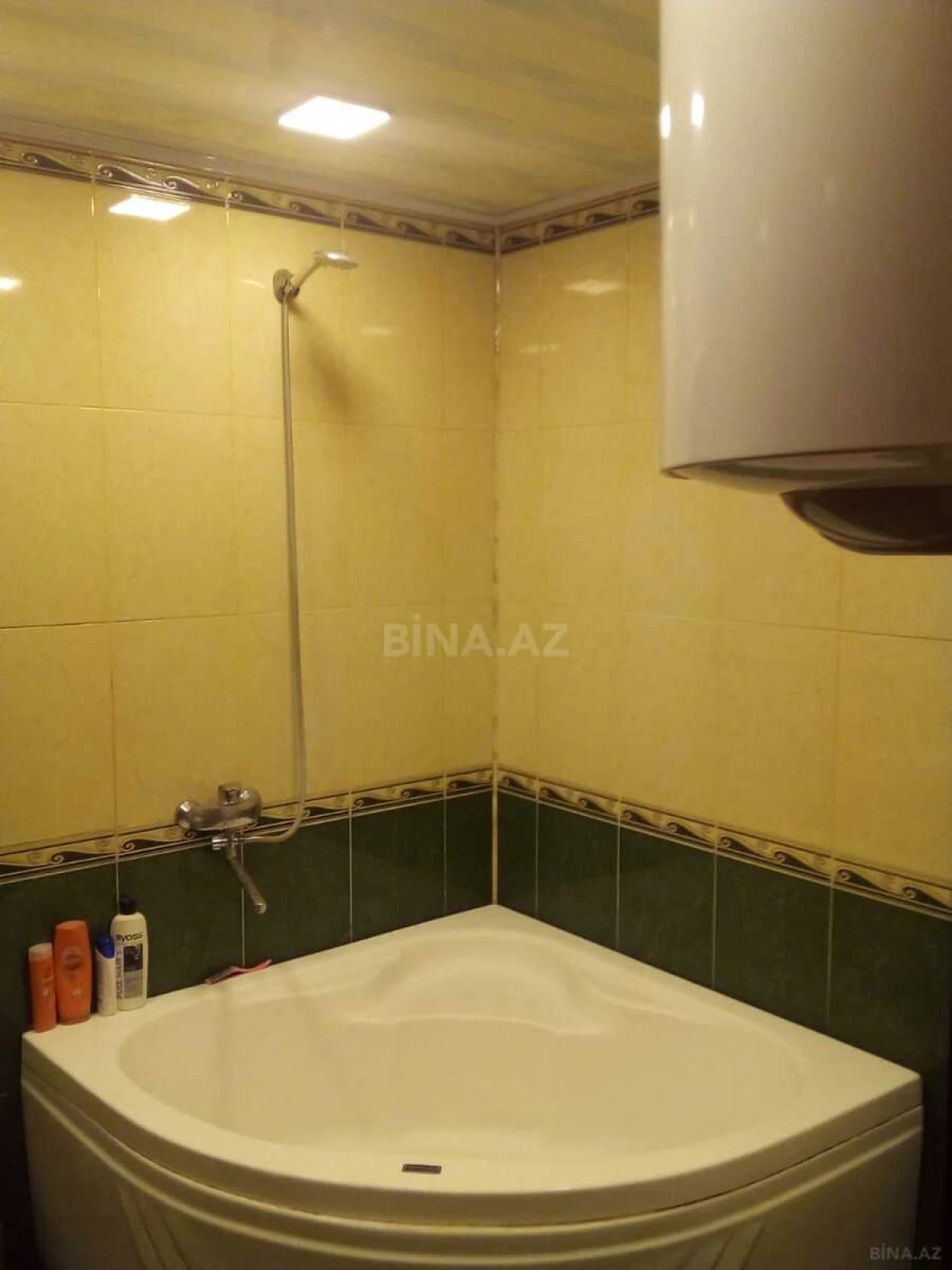 Satılır 2 otaqlı mənzil 80 m²
