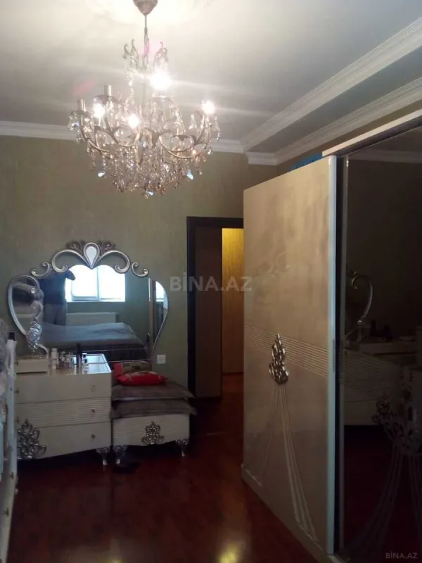Satılır 2 otaqlı mənzil 80 m²