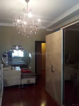 Satılır 2 otaqlı mənzil 80 m²
