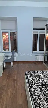Kirayə verilir 2 otaqlı mənzil 80 m²
