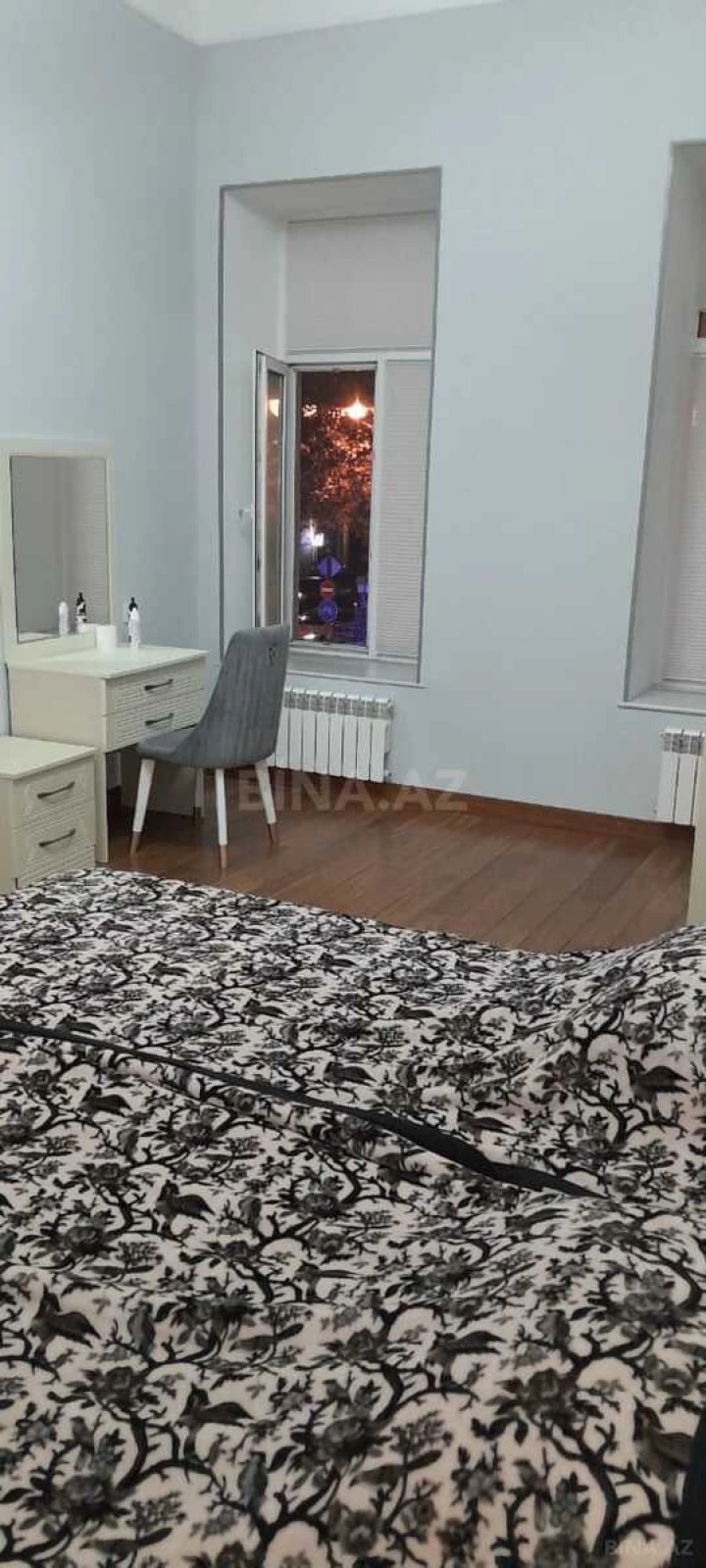 Kirayə verilir 2 otaqlı mənzil 80 m²