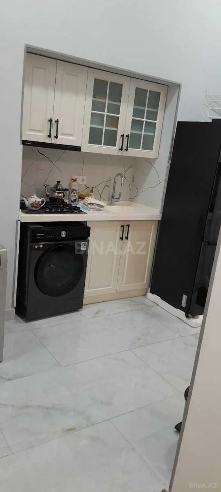 Kirayə verilir 2 otaqlı mənzil 80 m²