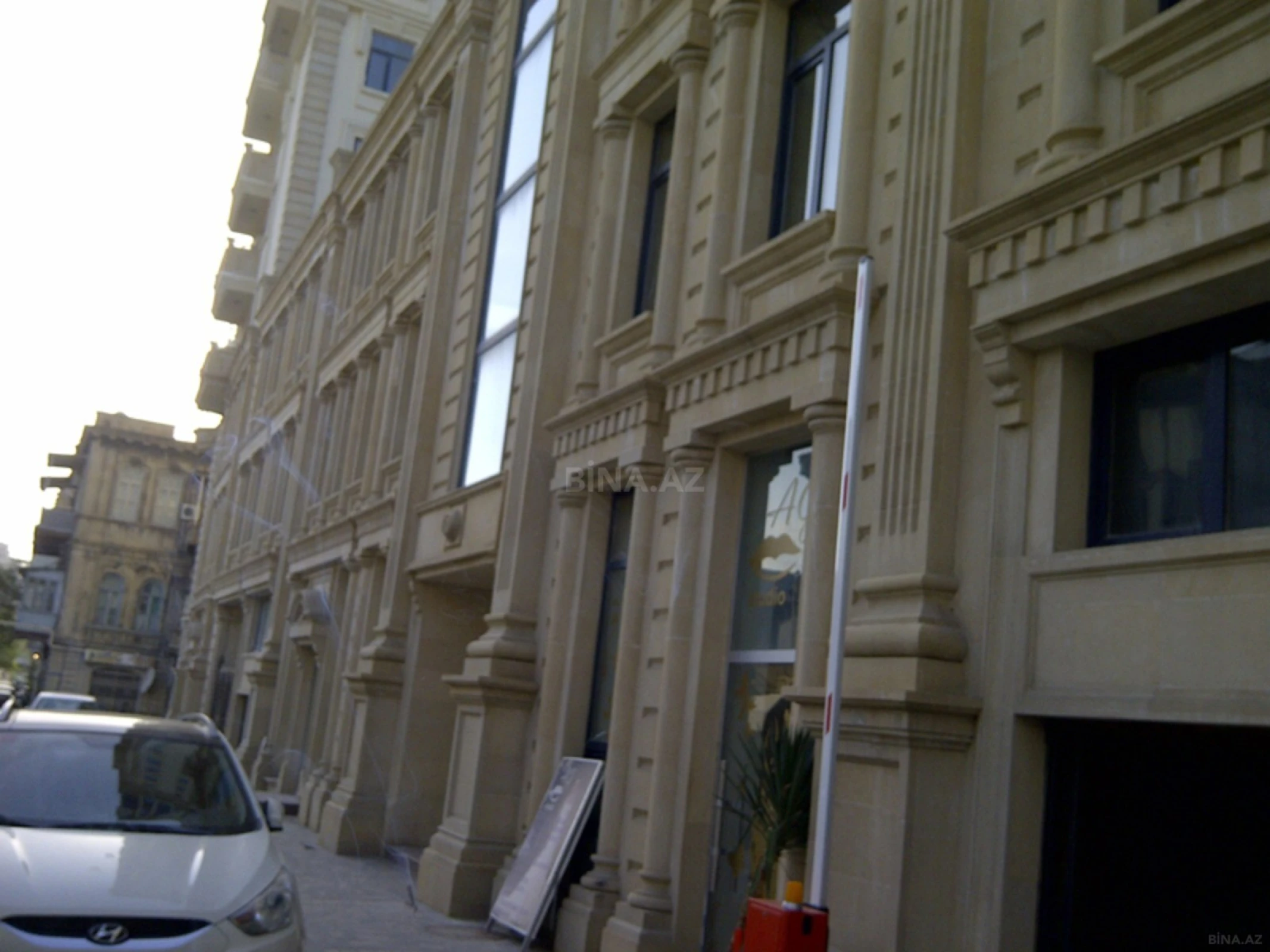 Kirayə verilir 2 otaqlı ofis 65 m²