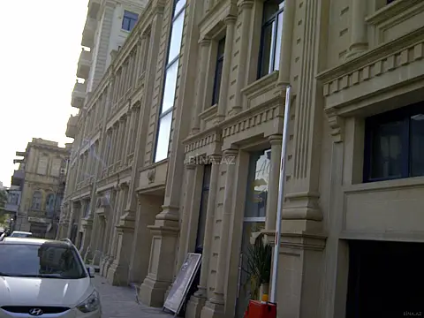 Kirayə verilir 2 otaqlı ofis 65 m² — Bakı, İçərişəhər 2 otaq 65.00 m²