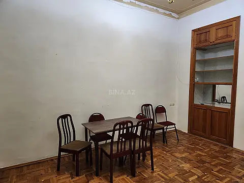 Kirayə verilir 2 otaqlı ofis 65 m²