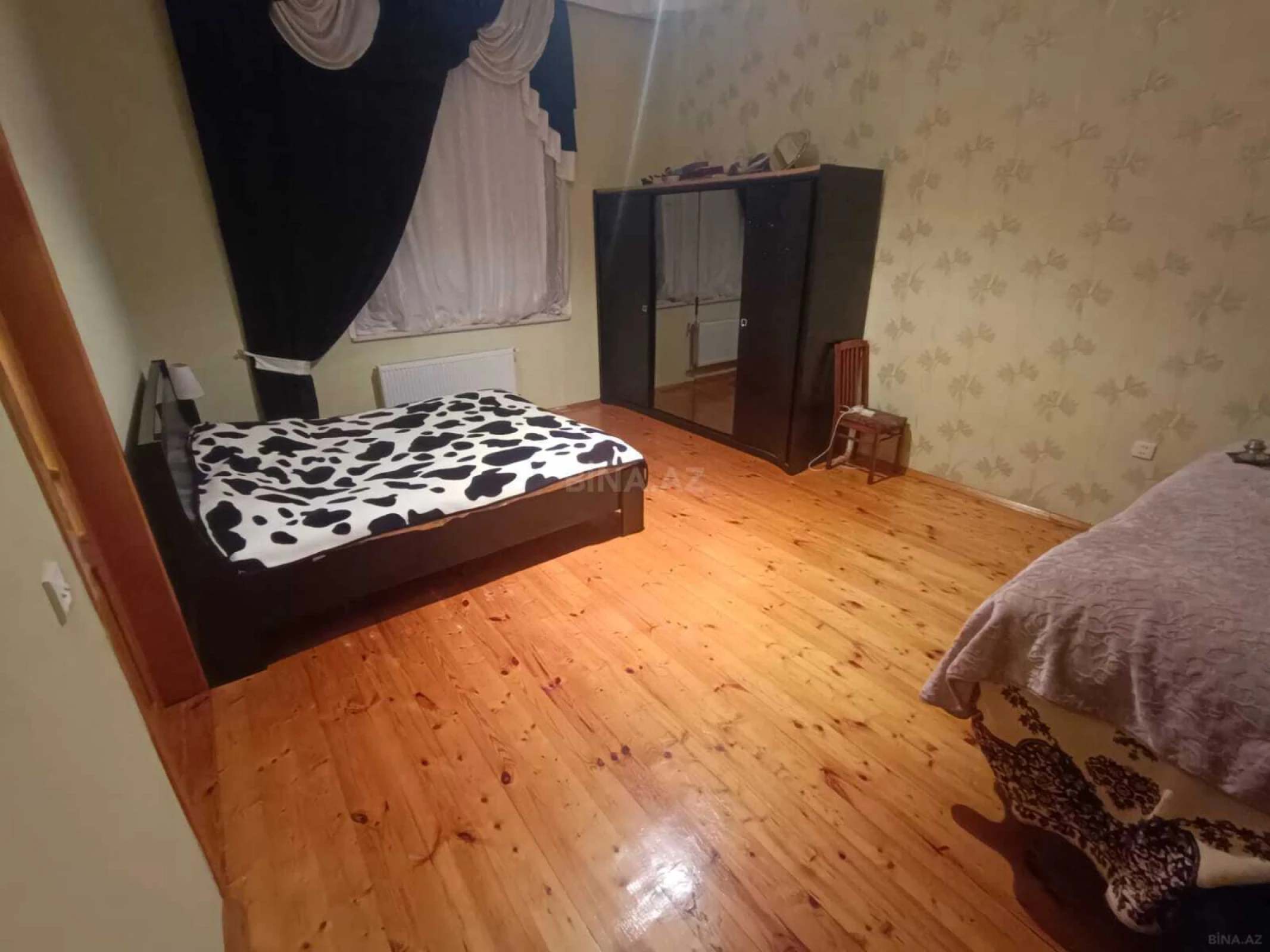 Satılır 6 otaqlı həyət evi 314 m²