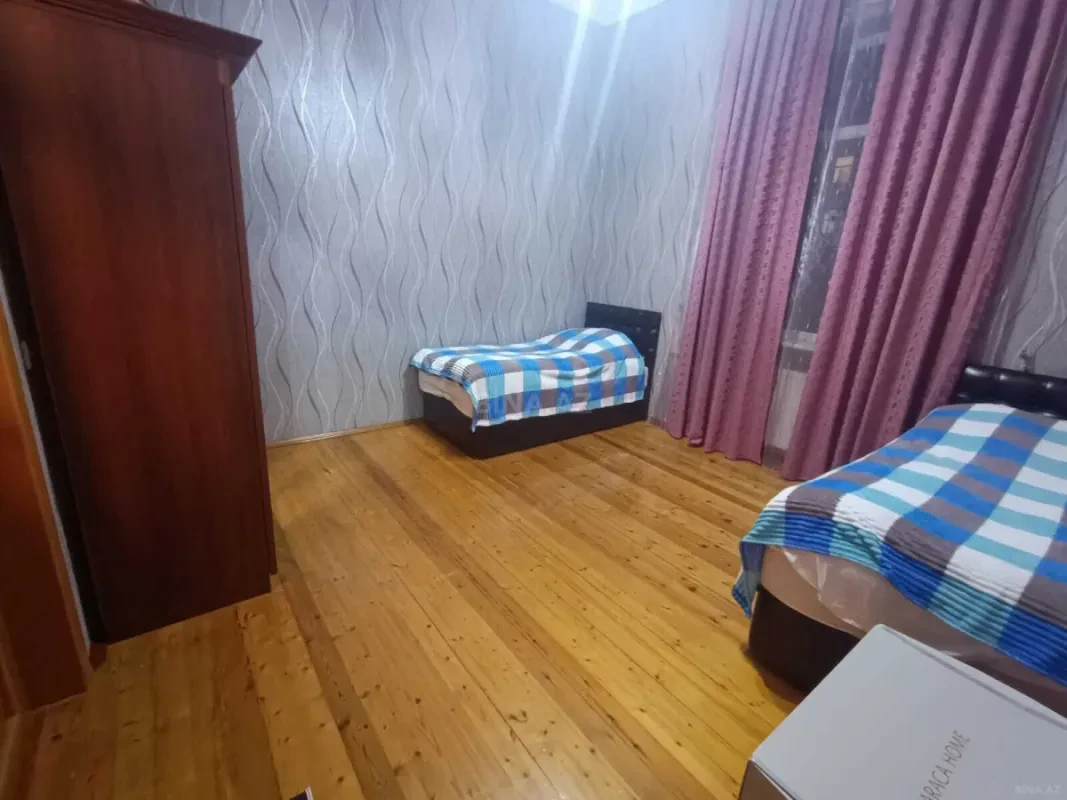 Satılır 6 otaqlı həyət evi 314 m²