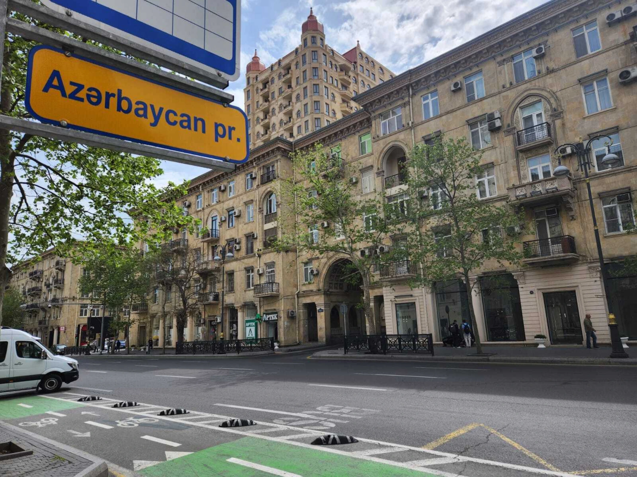 Satılır 3 otaqlı mənzil 80 m²