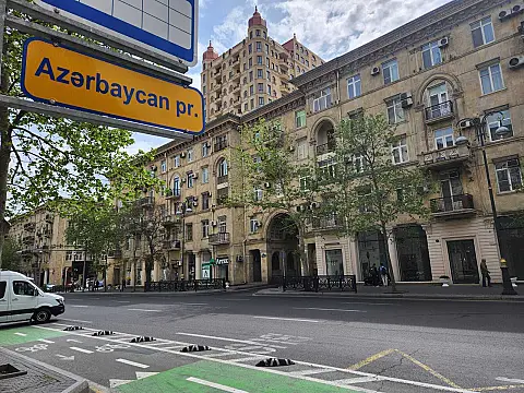 Satılır 3 otaqlı mənzil 80 m² — Bakı, Nizami 3 otaq 80.00 m²