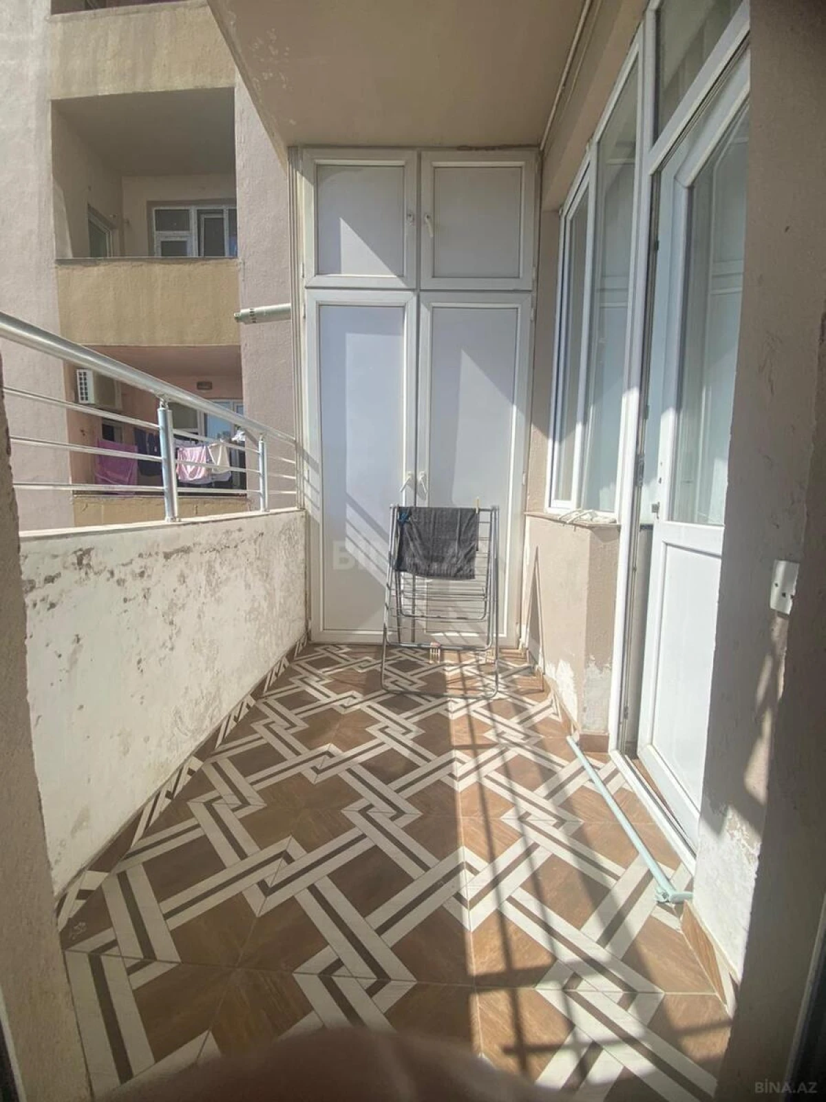 Satılır 3 otaqlı mənzil 95 m²