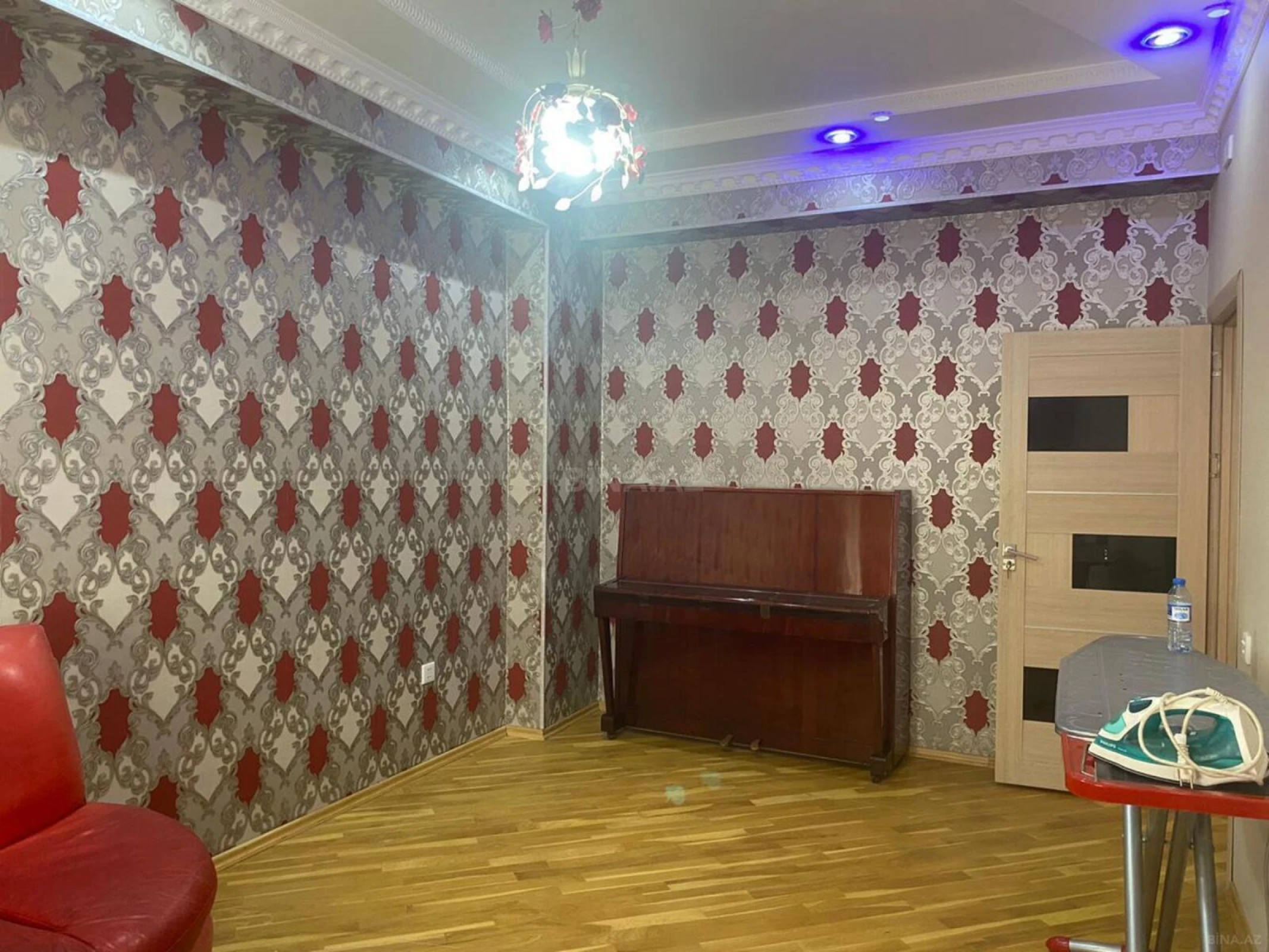 Satılır 3 otaqlı mənzil 95 m²