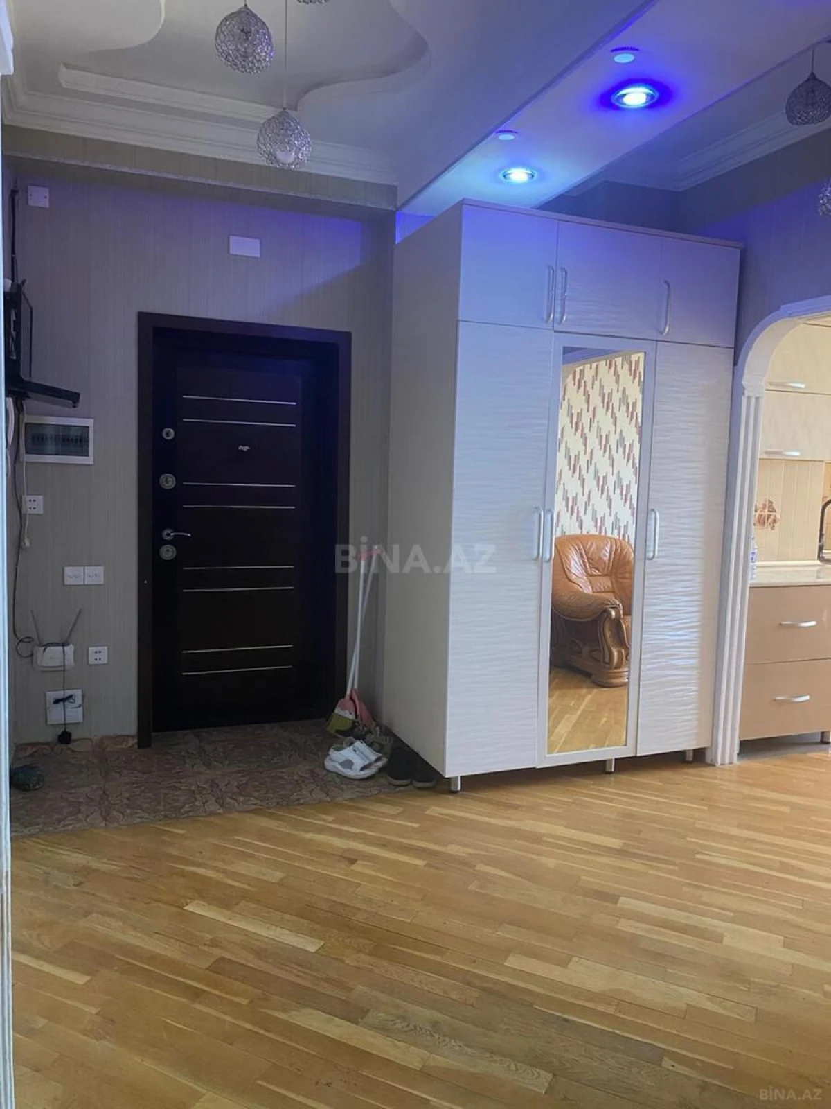Satılır 3 otaqlı mənzil 95 m²