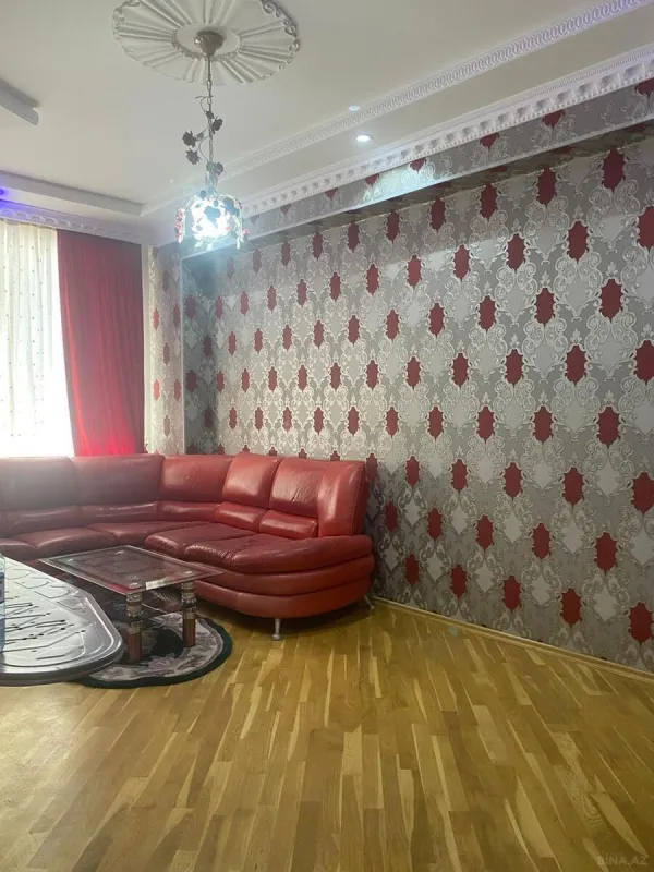 Satılır 3 otaqlı mənzil 95 m²