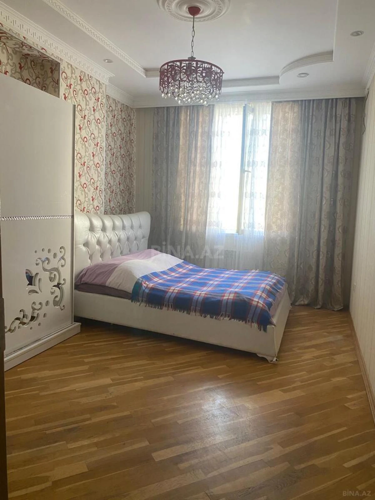 Satılır 3 otaqlı mənzil 95 m²