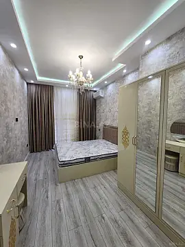 Kirayə verilir 3 otaqlı mənzil 120 m²