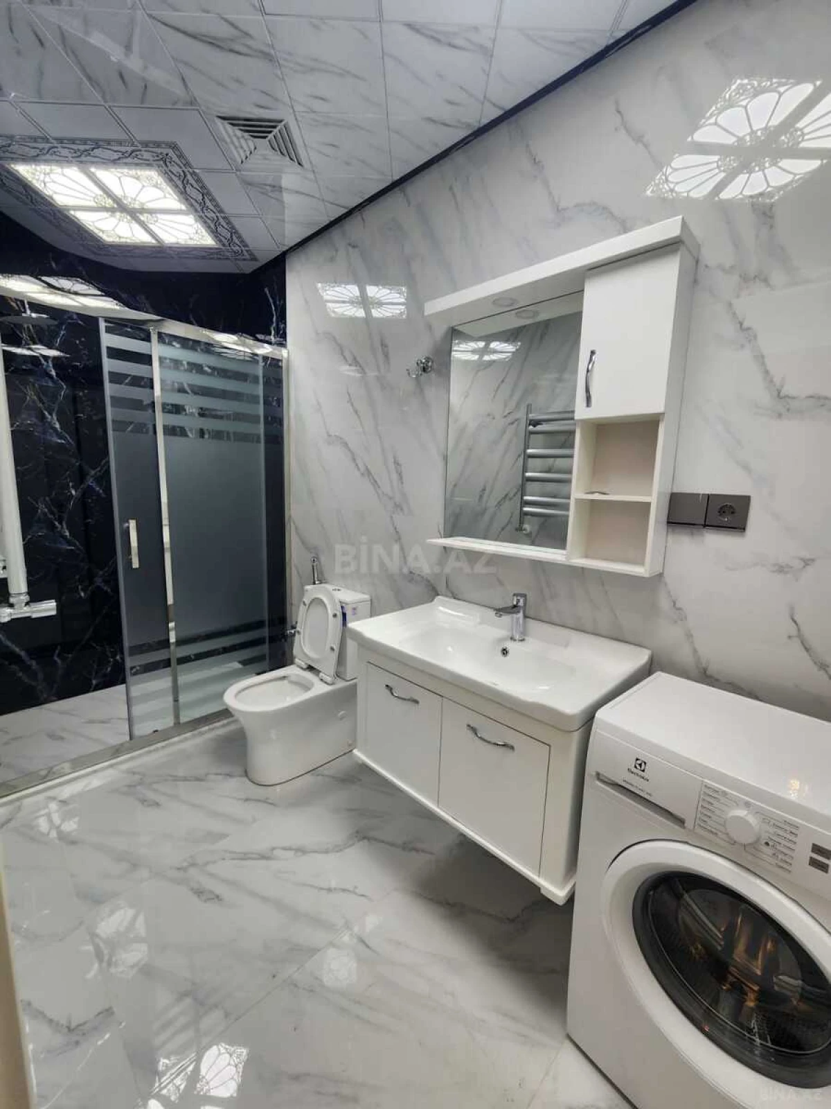 Kirayə verilir 3 otaqlı mənzil 120 m²