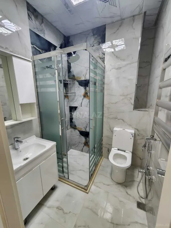 Kirayə verilir 3 otaqlı mənzil 120 m²