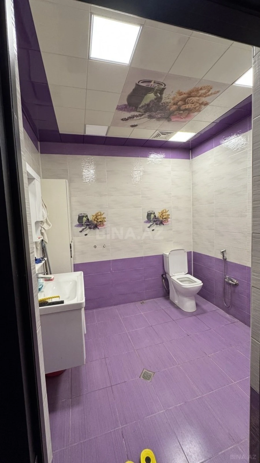 Satılır 4 otaqlı mənzil 110 m²