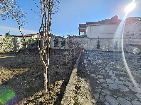 Satılır 4 otaqlı həyət evi 150 m²
