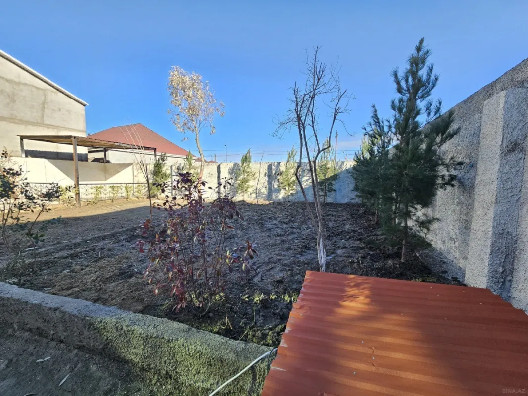 Satılır 4 otaqlı həyət evi 150 m²