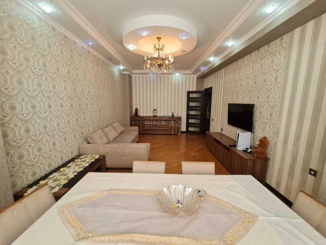 Satılır 2 otaqlı mənzil 90 m²