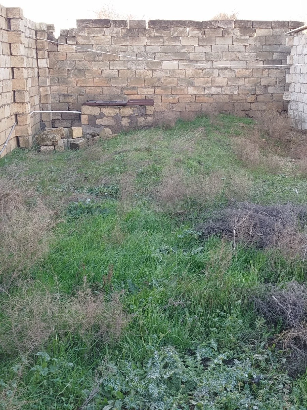 Satılır torpaq sahəsi 12 m²