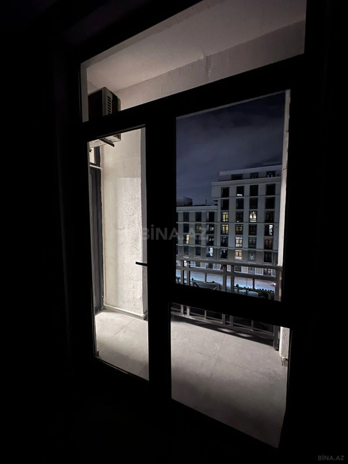 Kirayə verilir 2 otaqlı mənzil 60 m²